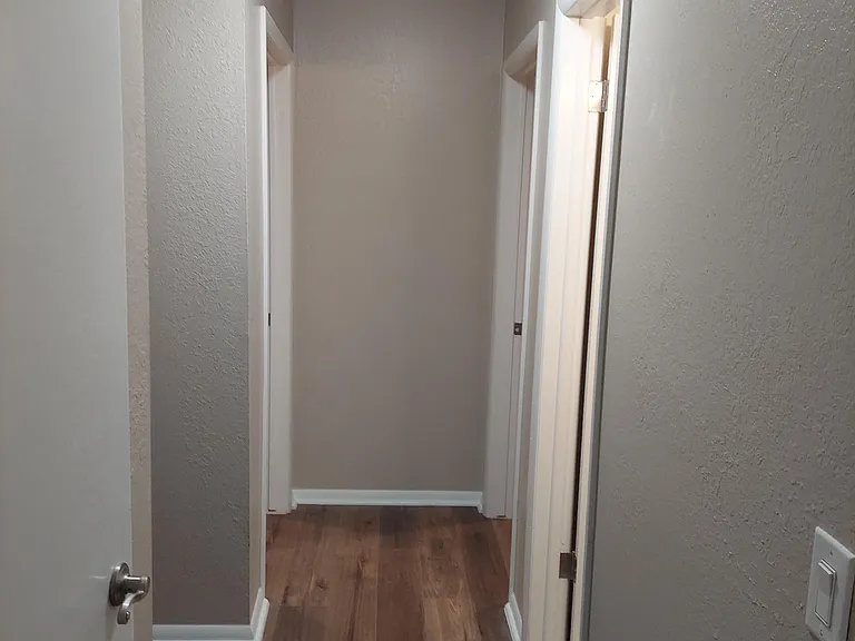7515 S 68th East Pl — Photo 29