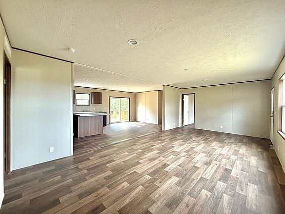 4th image of 4561 Buffalo Creek Dr