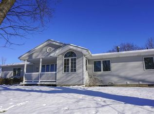 250 Clark Dr, Cedar Falls, IA 50613