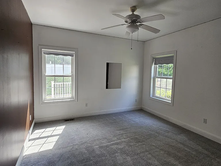 45 Somerset Dr — Photo 24