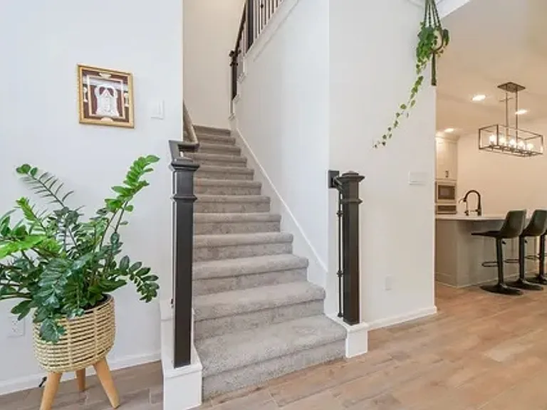 10423 Mira Terace Trl — Photo 16