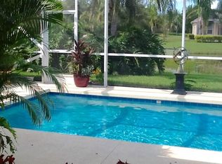 8245 Xenia Ln, Naples, FL 34114