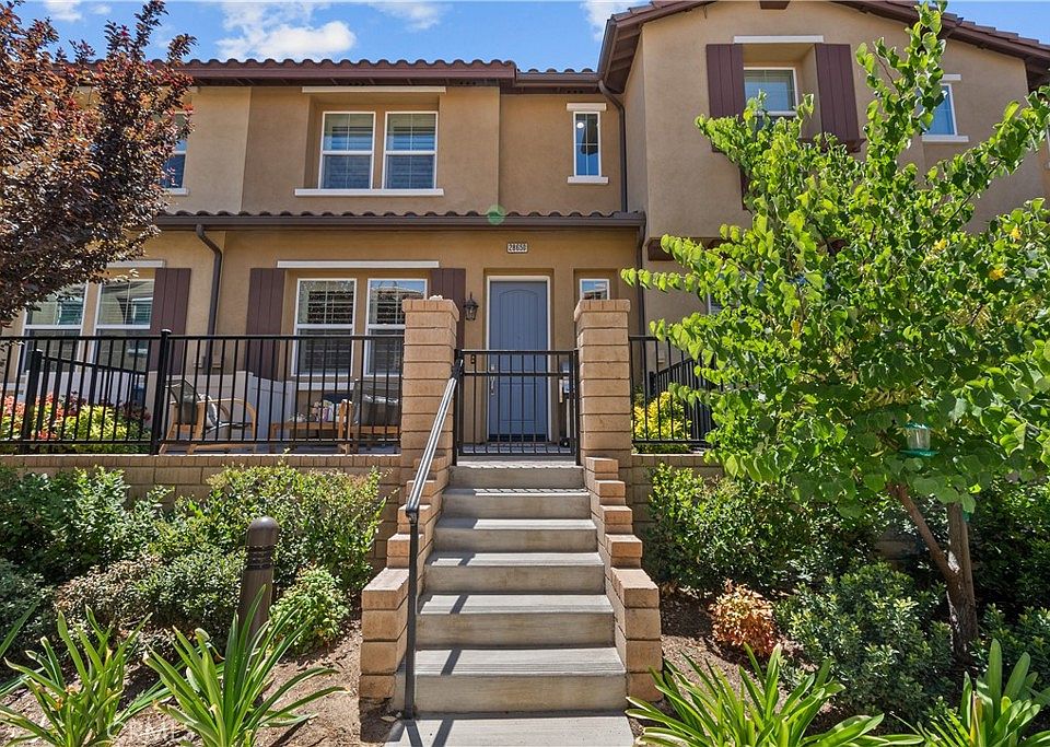 1st image of 28650 Jardineras Dr