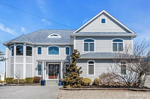 3110 Windsor Ave Photo 1
