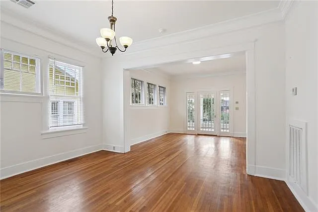 2526 Jefferson Ave — Photo 21