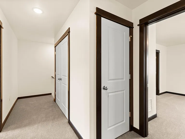 824 Rookery Ln #B — Photo 24