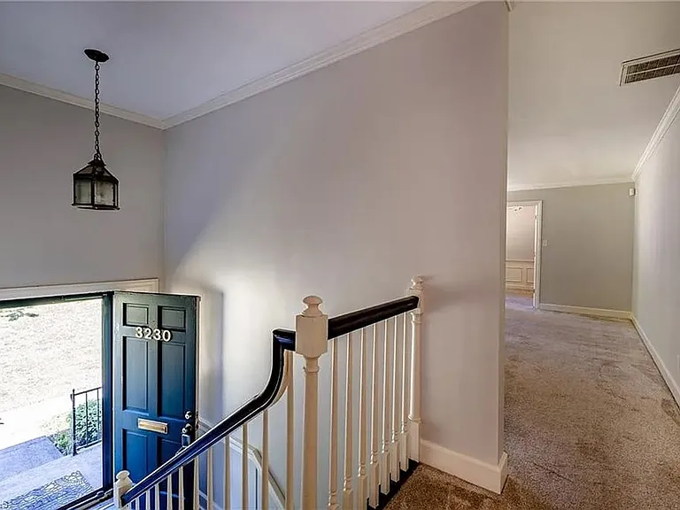 3230 Kinnamon Rd — Photo 32