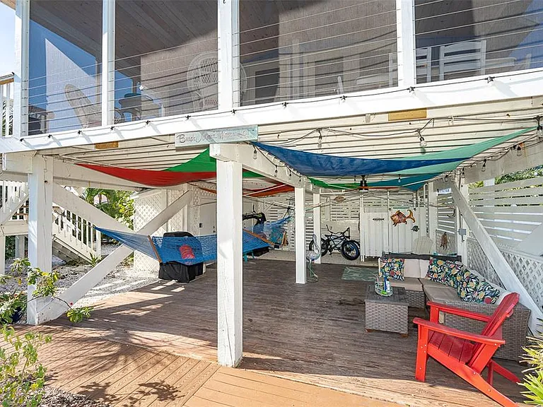 210 Bocilla Dr — Photo 40