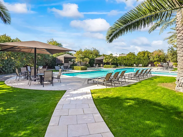 GAINEY ESTATE CLUB - LAP POOL & SPA