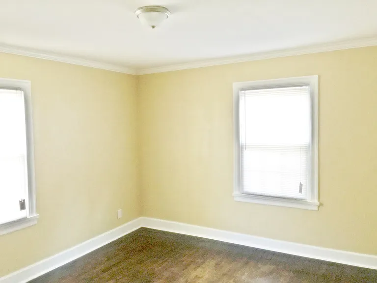 1417 Wales Ave — Photo 10