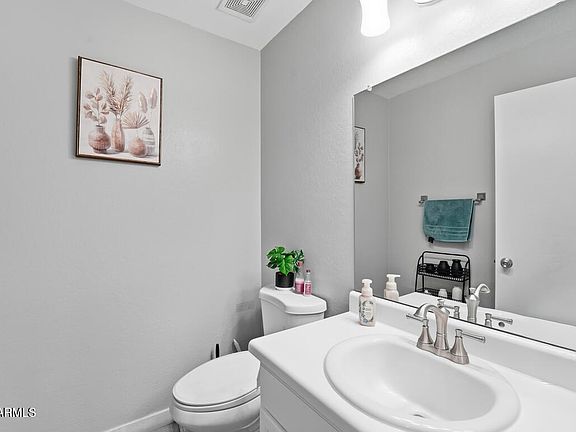 4th image of 12469 W Redfield Rd