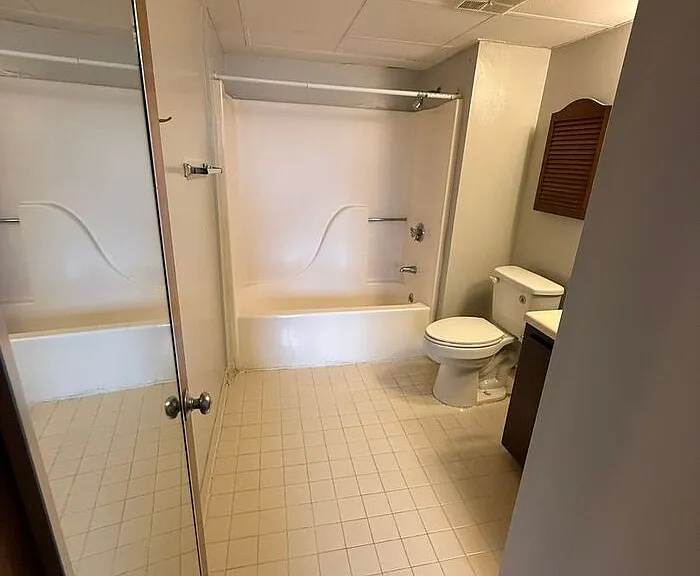 4700 Westgrove St #501 — Photo 9