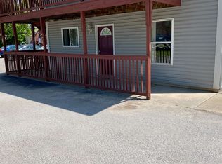 317-1 E Mill St, Carbondale, IL 62901