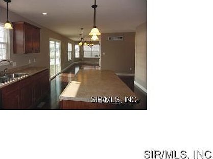 5th image of 3132 Birmingham Dr