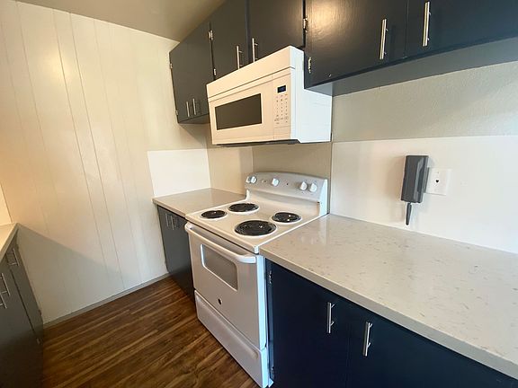 4th image of 5512 15th Ave NE APT 203
