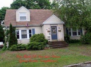 24 Preston Dr, North Kingstown, RI 02852