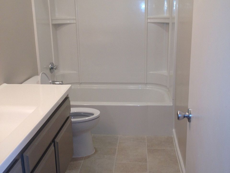 2nd image of 1614 Parrot Ct