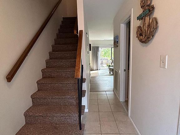 2nd image of 793 Salt Pond Cir Unit A
