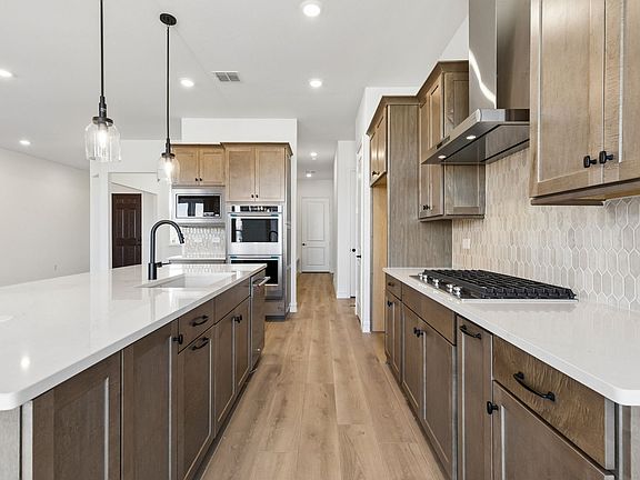 6th image of this home