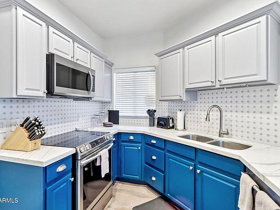 3rd image of 5400 S HARDY Drive #113