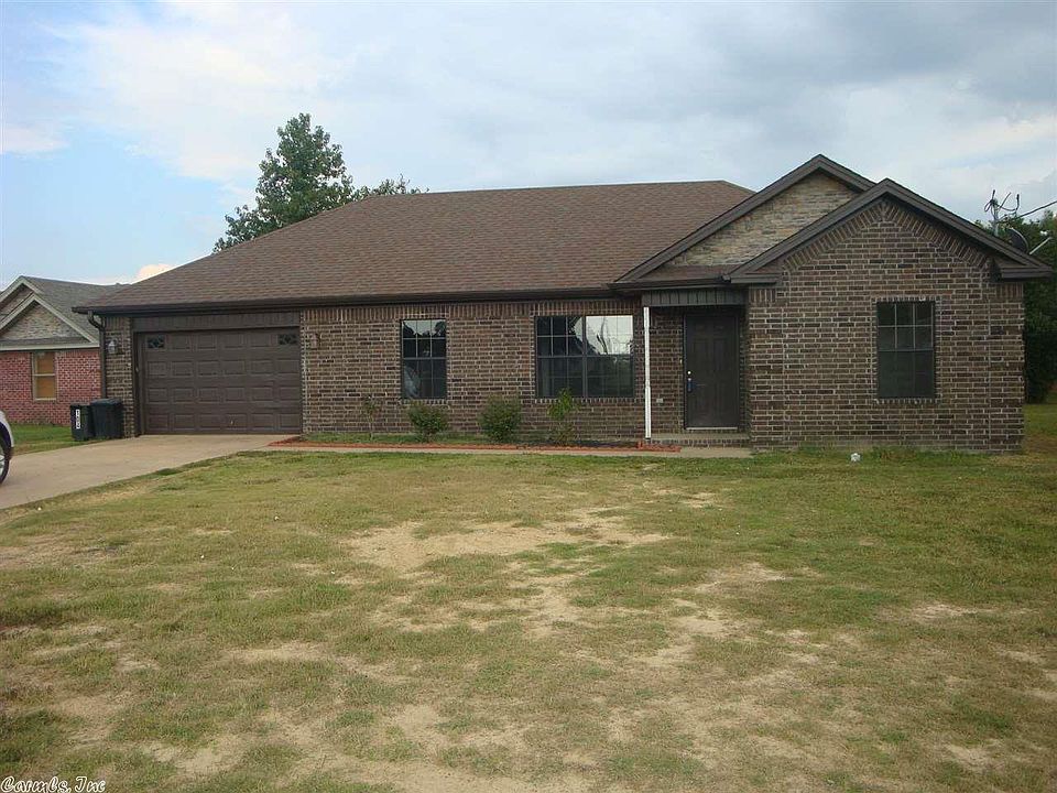 1st image of 104 Olyvia Cir
