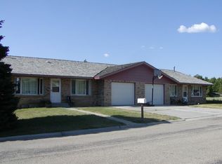 185 Sunset Ave, Buffalo, WY 82834