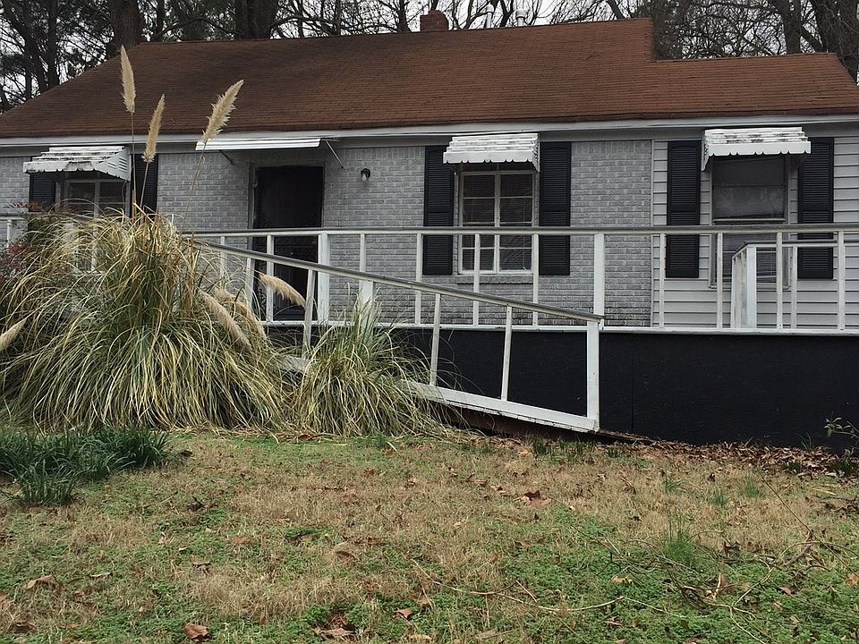 2nd image of 1273 Maria St