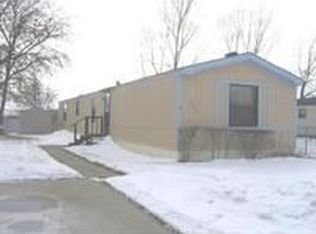 2821 E Irwin St, Pierre, SD 57501