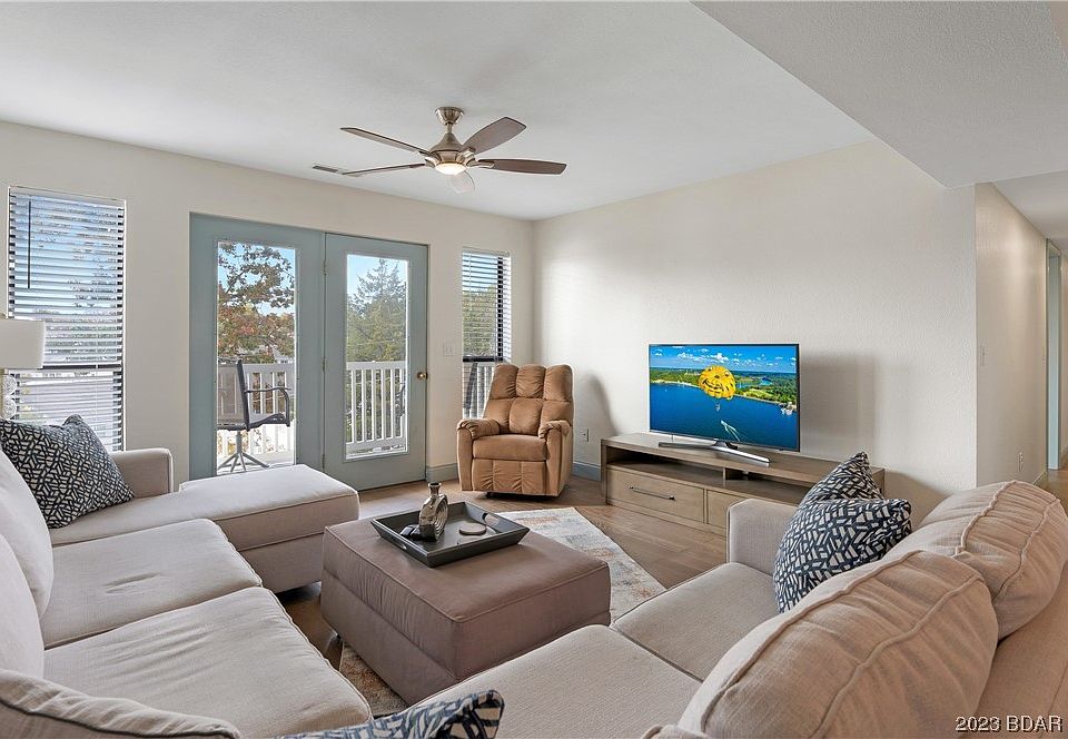 1st image of 5079 Aqua Dr #2D