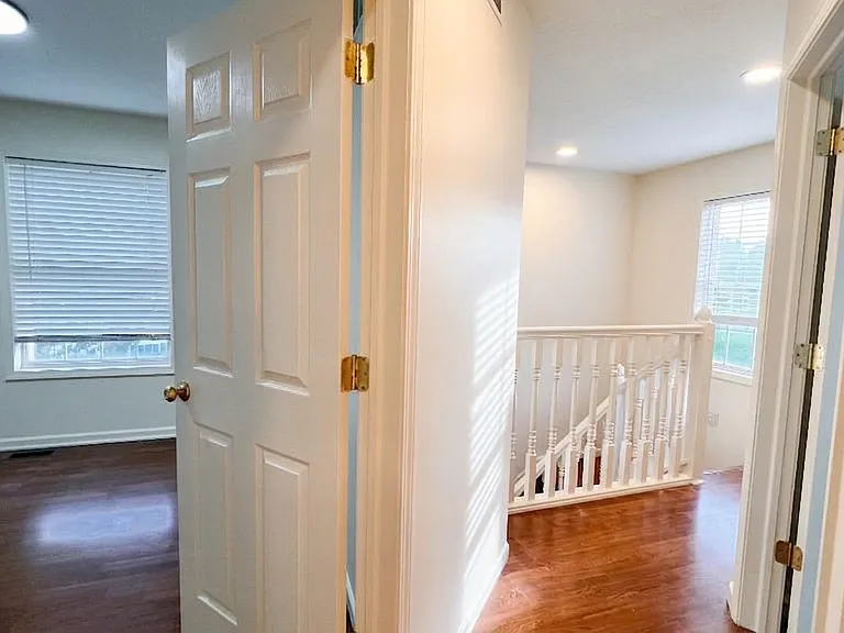 3590 S Oaklawn Cir — Photo 48