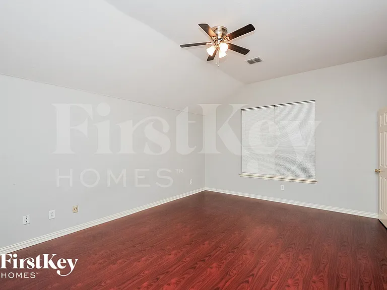 8312 Tribute Ln — Photo 12