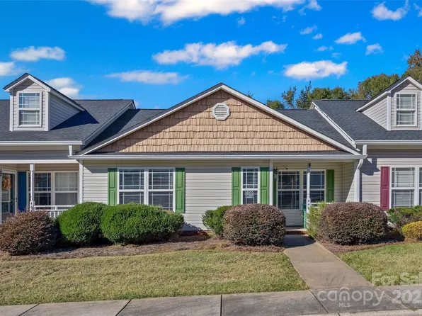 446 Guiness Pl, Rock Hill, SC 29730