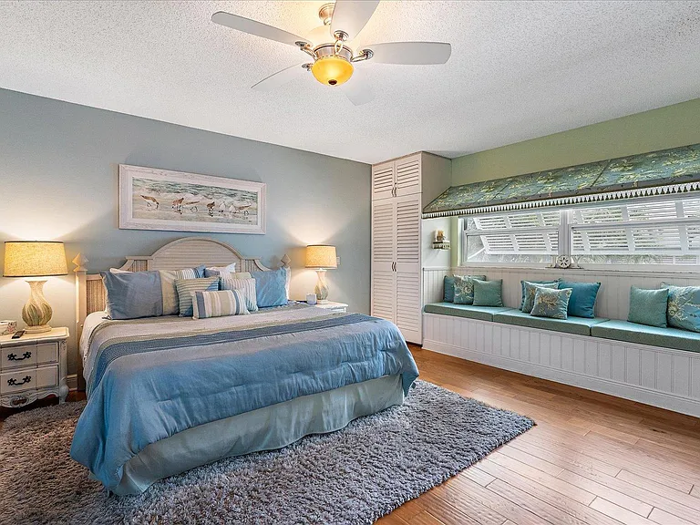 5621 Gulf Of Mexico Dr #103 — Photo 9