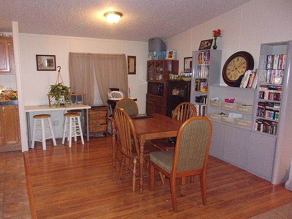 3rd image of 41275 Old Michigan Ave Trlr 203