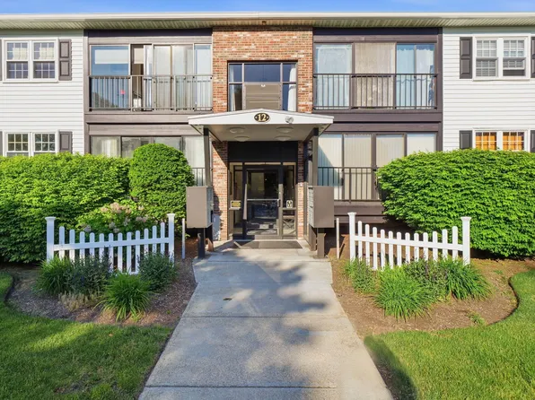 12 Candlewood Lane APT 1-1, Dennis Port, MA 02639