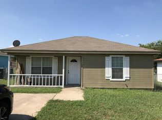 220 Pearl St, Cleburne, TX 76031
