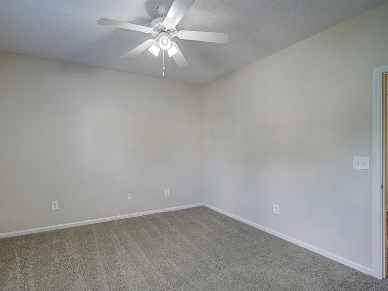 Bristol Park Apartment Homes — Photo 71
