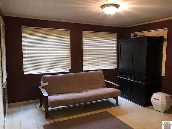 2nd image of 262 Whisper Dr E