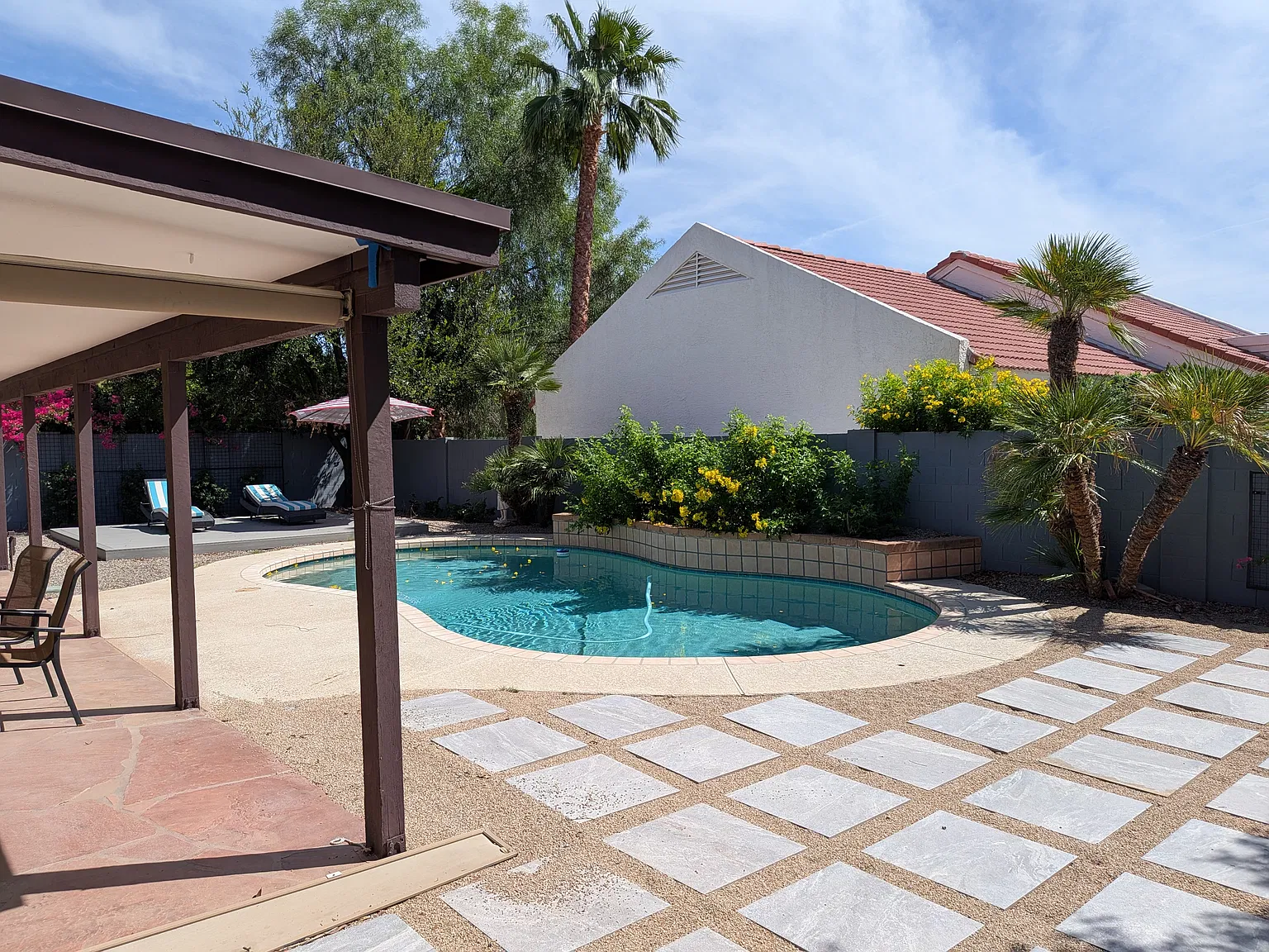 9079 E Windrose Dr — Photo 2