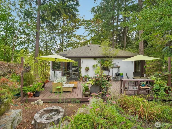 10747 56th Avenue S, Seattle, WA 98178