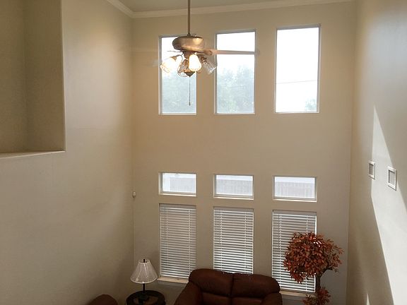 2nd image of 5915 N 36th Ln