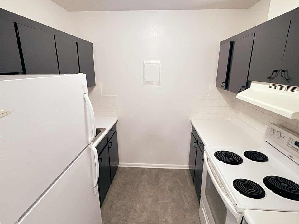 2nd image of 802 Ruth Ann Dr #18A