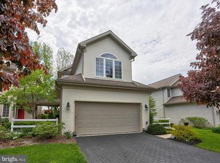 785 Woodfield Dr, Lititz, PA 17543