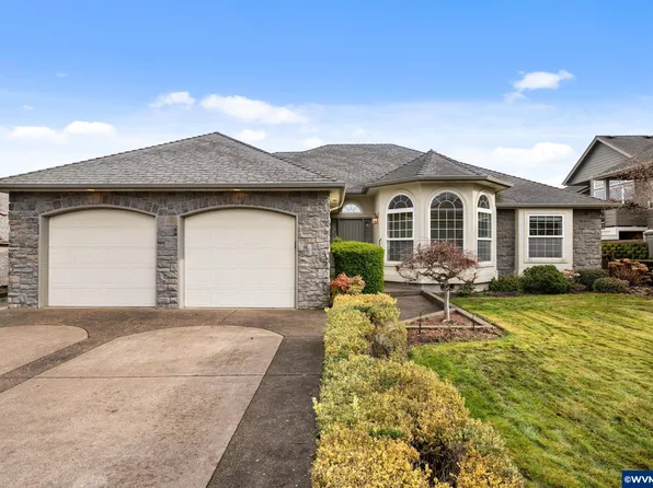 1867 NW Park Ter, Albany, OR 97321