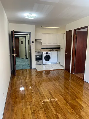 Rented by 18 REALTY | media 20