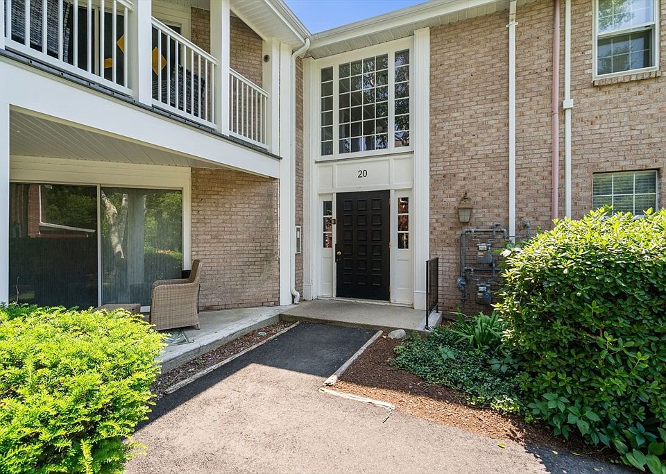 1st image of 20 Brian Dr APT A