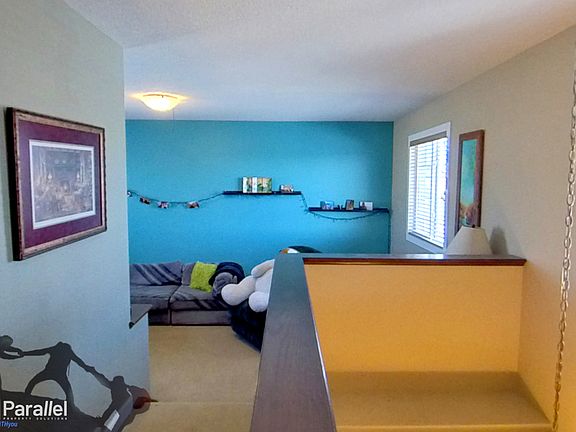 3rd image of 154 Bishop Cres NW