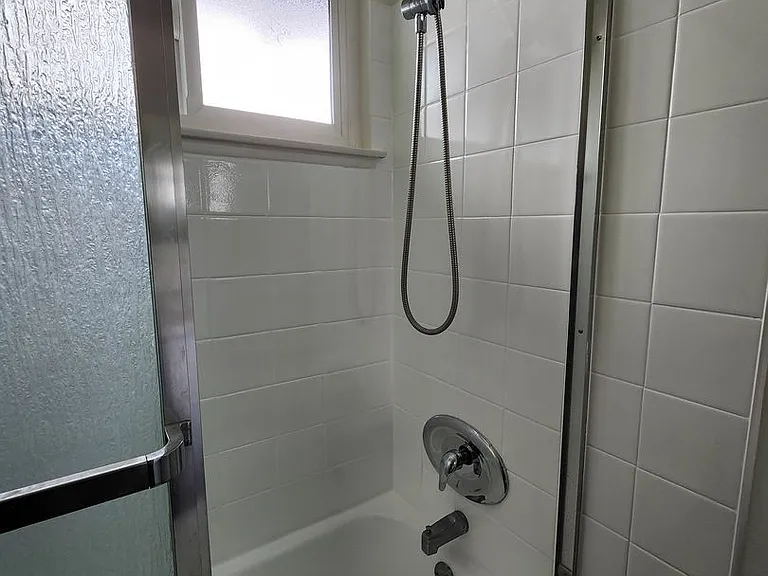 12091 Cherry St — Photo 14