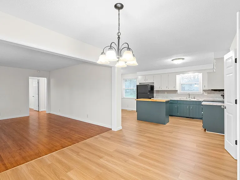 2522 Timberwood Dr — Photo 8