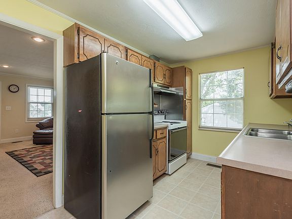 5th image of 1314 Byrd Cir